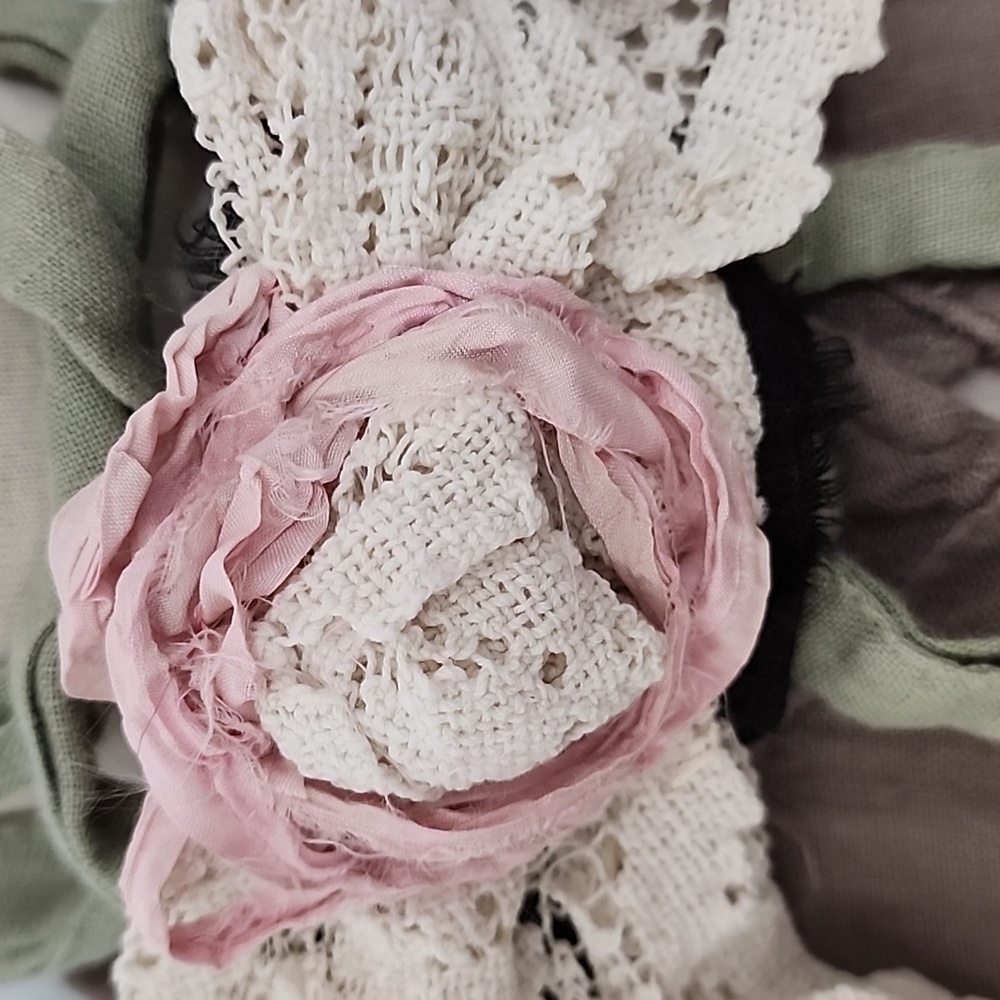 ♥️JABOT🩷 🌹👸🏼⚘️MOSSIE ANNA ARTISAN DESIGN NWT OOAK - Picture 4 of 10